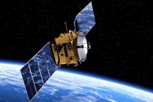 نخستین ماهواره تمام برقی چین شروع به کار کرد
